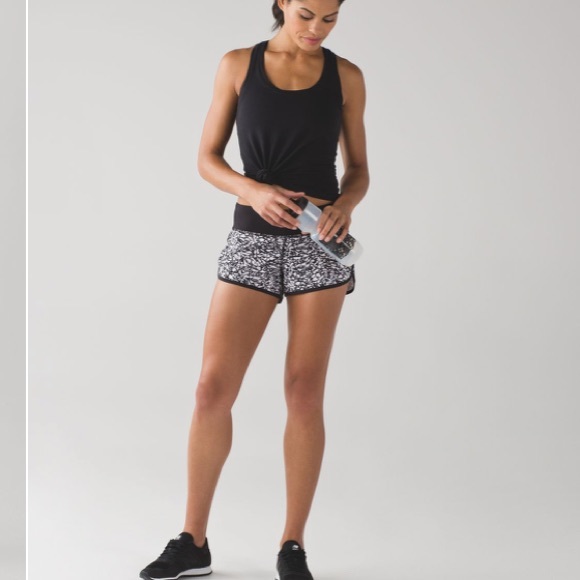 🍋Lululemon Speed Short! - Picture 7 of 8